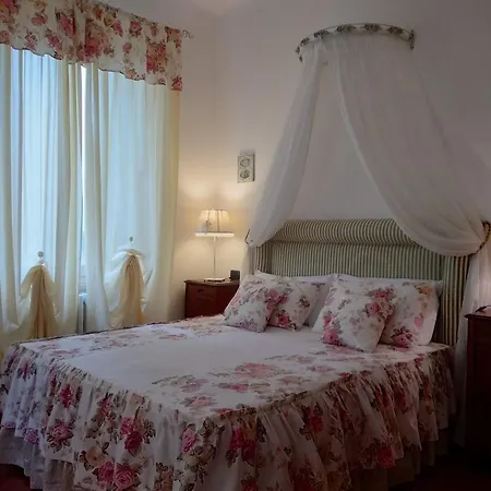 Bed & Breakfast Palazzo Mestichelli Boutique Palace Monteprandone