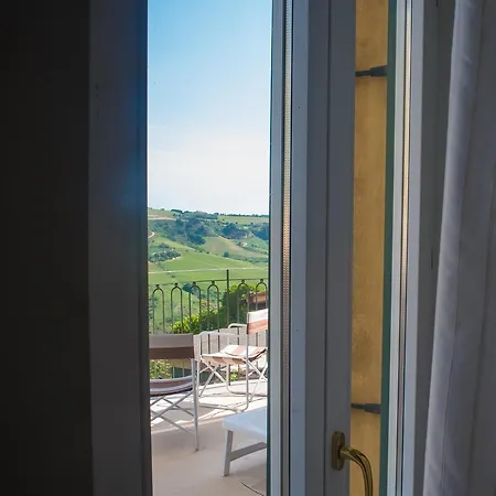 Nocleg ze śniadaniem Palazzo Mestichelli Boutique Palace 3*