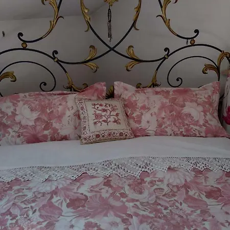 Palazzo Mestichelli Boutique Palace Bed & Breakfast 3*